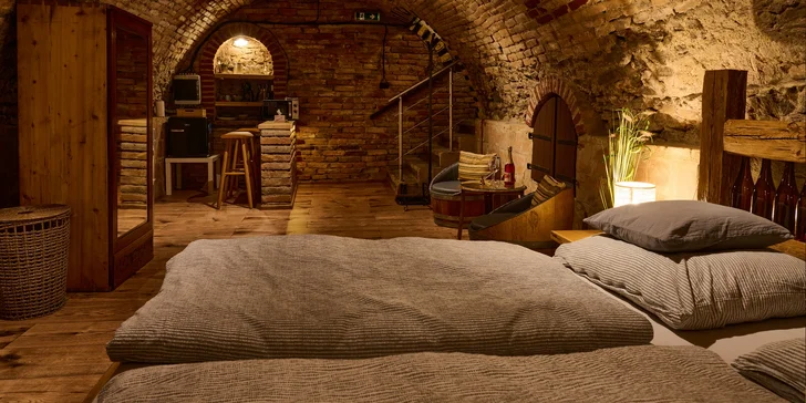 Pobyt v historickom centre Znojma: pivničný apartmán so súkromným wellness a sektom