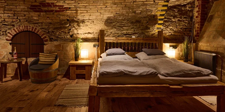 Pobyt v historickom centre Znojma: pivničný apartmán so súkromným wellness a sektom