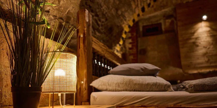 Pobyt v historickom centre Znojma: pivničný apartmán so súkromným wellness a sektom