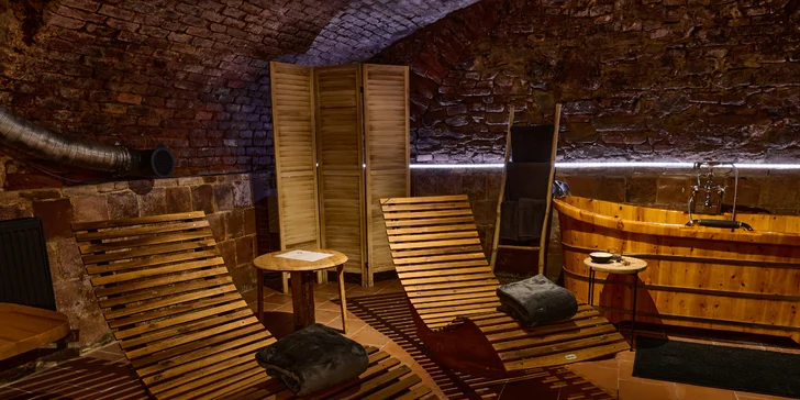 Pobyt v historickom centre Znojma: pivničný apartmán so súkromným wellness a sektom