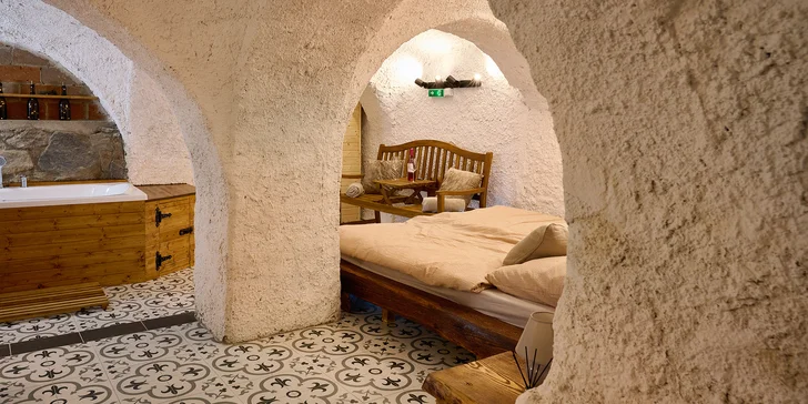 Jedinečná dovolenka v centre Jihlavy: pobyt v luxusnej pivnici s vlastnou vírivkou a saunou