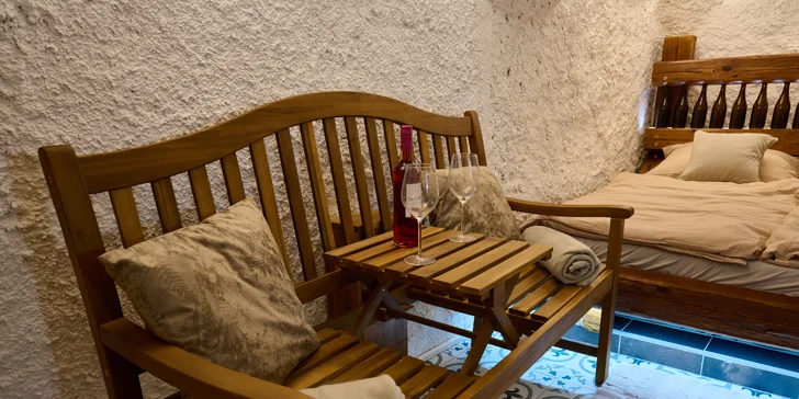 Jedinečná dovolenka v centre Jihlavy: pobyt v luxusnej pivnici s vlastnou vírivkou a saunou