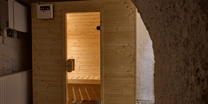 Jedinečná dovolenka v centre Jihlavy: pobyt v luxusnej pivnici s vlastnou vírivkou a saunou