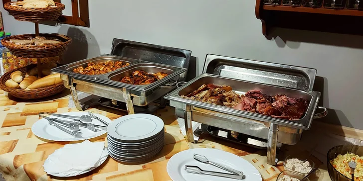 Vinársky pobyt vo Valticiach s raňajkami alebo polpenziou aj degustáciou vín