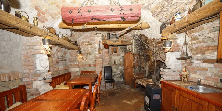 Vinársky pobyt vo Valticiach s raňajkami alebo polpenziou aj degustáciou vín