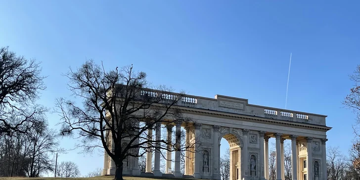 Zážitkový pobyt na južnej Morave: raňajky, 3-chodová večera, privátne wellness aj víno z vlastného vinárstva