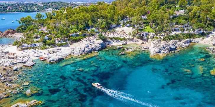 Sardínia: 4* rezort so stravou, bazénmi a spa, vrátane vstupu do prírodného parku Naturalistico Bellavista