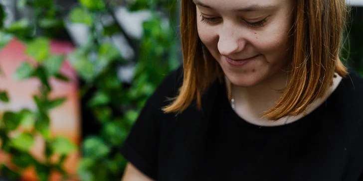 Regeneračné vlasové ošetrenia alebo presvetlenie vlasov pomocou Balayage