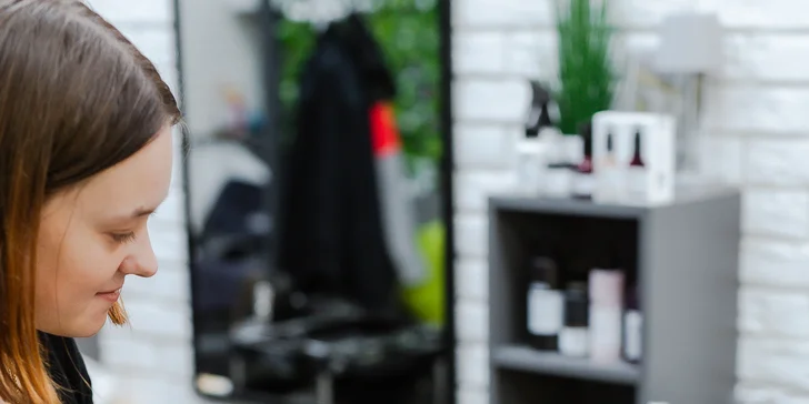 Regeneračné vlasové ošetrenia alebo presvetlenie vlasov pomocou Balayage