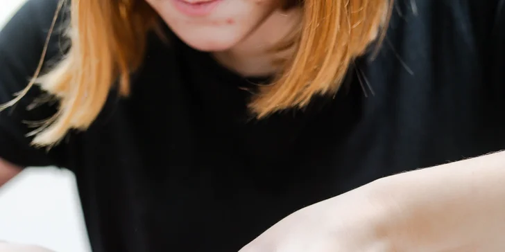 Regeneračné vlasové ošetrenia alebo presvetlenie vlasov pomocou Balayage