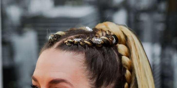 Regeneračné vlasové ošetrenia alebo presvetlenie vlasov pomocou Balayage