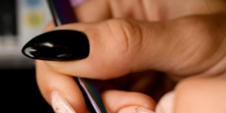 Laminácia obočia alebo nové 8D mihalnice