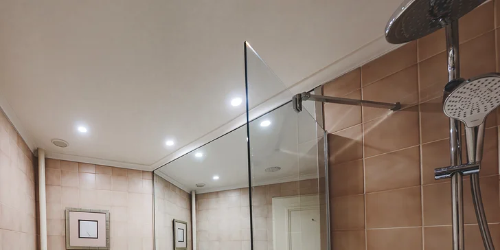 Grand Hotel Prague Towers***** s parádnym výhľadom: raňajky a parkovanie v cene