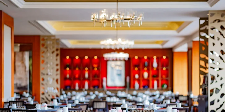 Grand Hotel Prague Towers***** s parádnym výhľadom: raňajky a parkovanie v cene