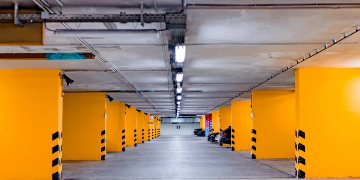 Grand Hotel Prague Towers***** s parádnym výhľadom: raňajky a parkovanie v cene