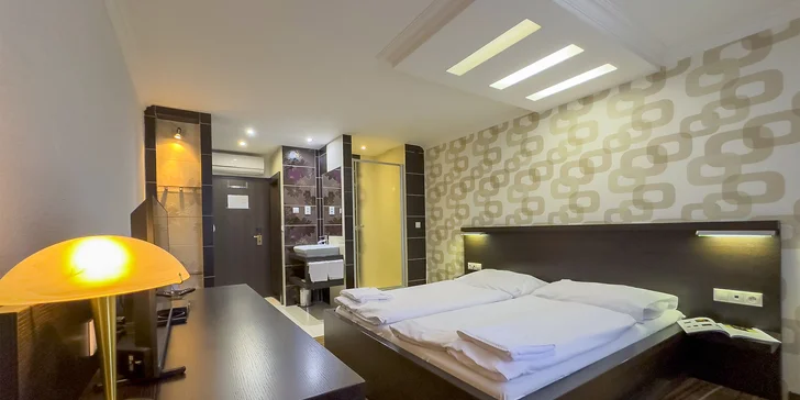 Pobyt s raňajkami v Michalovciach, tematické izby pre milovníkov hokeja a histórie