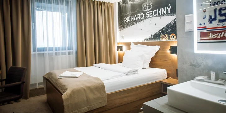 Pobyt s raňajkami v Michalovciach, tematické izby pre milovníkov hokeja a histórie