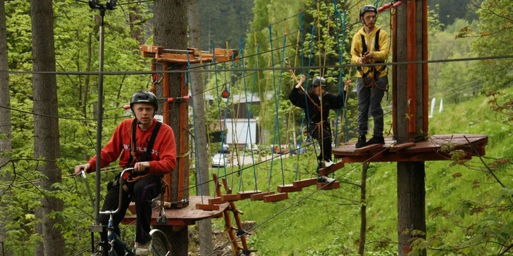 Aktívny oddych v hoteli v Janských Lázňach: raňajky alebo polpenzia, kolobežky aj vstup do lanového parku