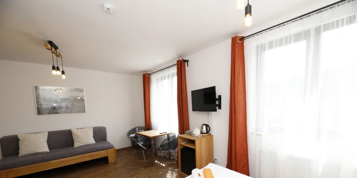 Aktívny oddych v hoteli v Janských Lázňach: raňajky alebo polpenzia, kolobežky aj vstup do lanového parku