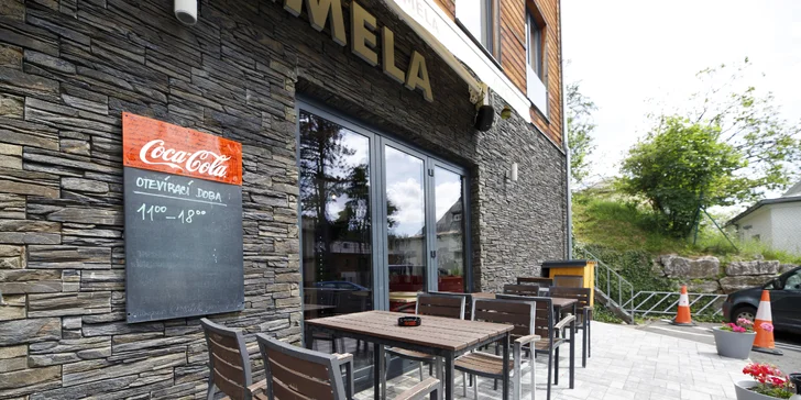 Aktívny oddych v hoteli v Janských Lázňach: raňajky alebo polpenzia, kolobežky aj vstup do lanového parku