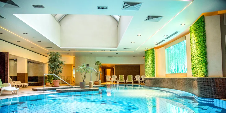 Pobyt v maďarskom Hévíze kúsok od Balatonu: polpenzia a neobmedzený wellness