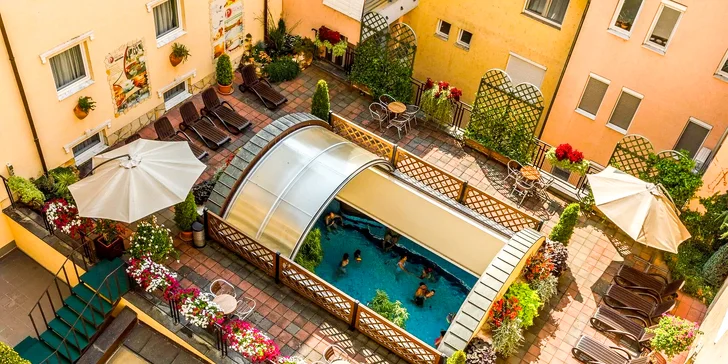 Pobyt v maďarskom Hévíze kúsok od Balatonu: polpenzia a neobmedzený wellness