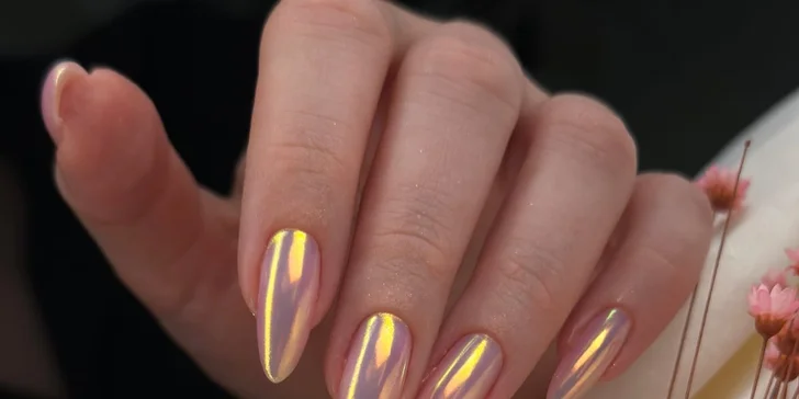 Manikúra alebo pedikúra: klasická, japonská, s gél lakom či lakovaním