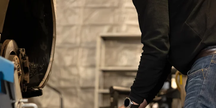 Prezutie pneumatík vrátane vyváženia a kontroly bŕzd a podvozku