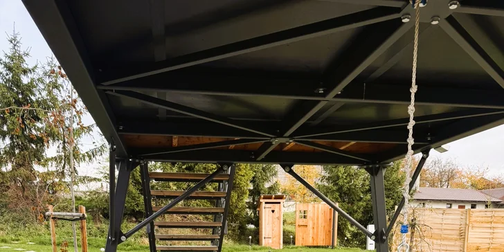 Romantika v srdci Českého raja: moderný posed pre 2 osoby, sauna a kúpací sud