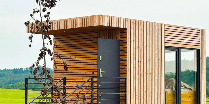 Romantika v srdci Českého raja: moderný posed pre 2 osoby, sauna a kúpací sud