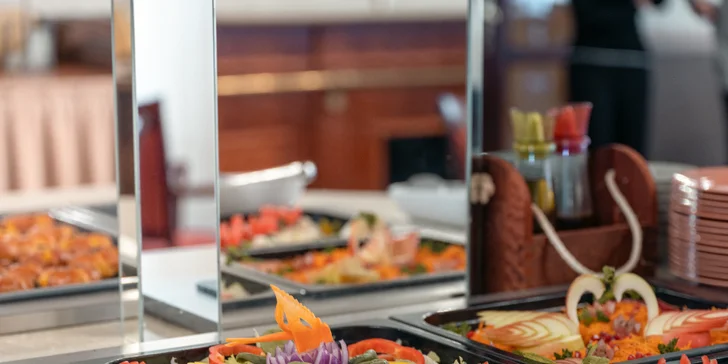 Pobyt vo Františkových Lázňach: polpenzia, infrasauna a masáž alebo procedúry stanovené lekárom