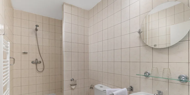 Pobyt vo Františkových Lázňach: polpenzia, infrasauna a masáž alebo procedúry stanovené lekárom