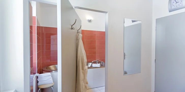 Pobyt vo Františkových Lázňach: polpenzia, infrasauna a masáž alebo procedúry stanovené lekárom