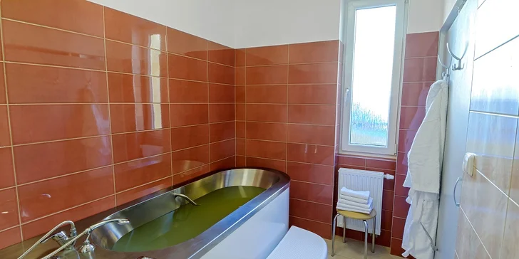 Pobyt vo Františkových Lázňach: polpenzia, infrasauna a masáž alebo procedúry stanovené lekárom