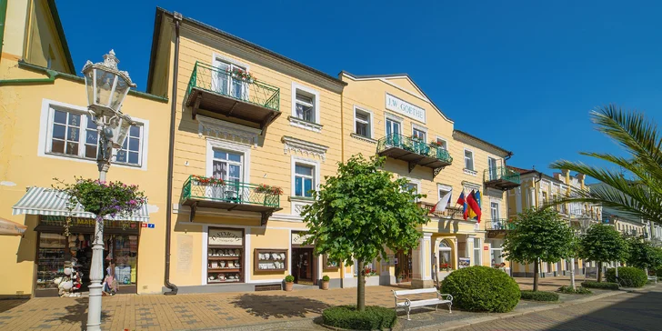 Pobyt vo Františkových Lázňach: polpenzia, infrasauna a masáž alebo procedúry stanovené lekárom