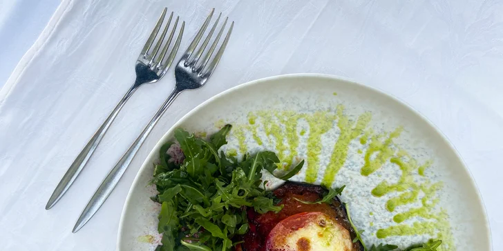 Romantika pri Dunaji: 4-chodová večera pre 2 osoby