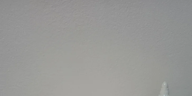 Individuálne alebo párové škrabkanie celého tela, hlavy aj šije