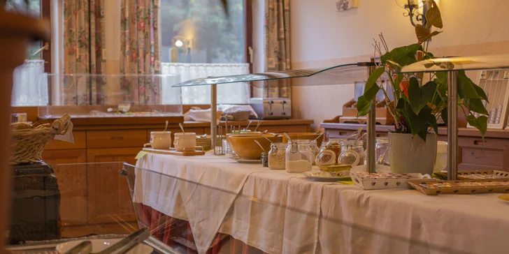 Zima v rakúskych Alpách: 3* hotel s raňajkami aj polpenziou, sauny, karta výhod