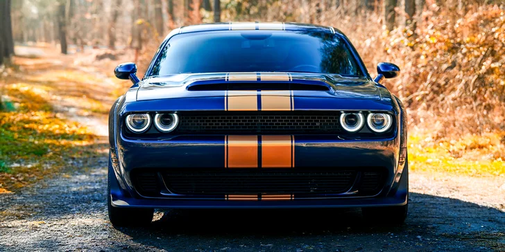 Prenájom vozidla Dodge Challenger 6.4 Scat Pack na pár hodín, celý deň či víkend