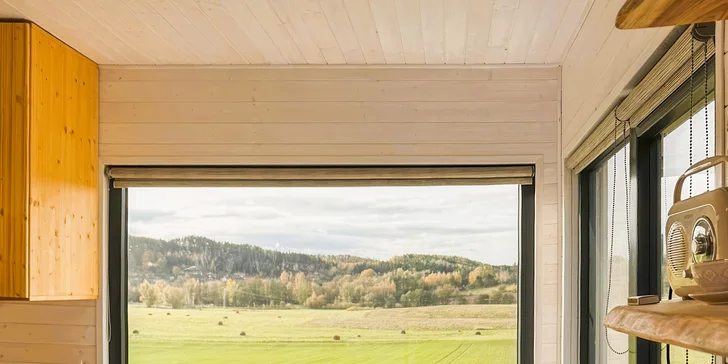 Romantika v srdci Českého raja: moderný posed pre 2 osoby, sauna a kúpací sud