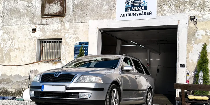 Mega umytie osobného vozidla, tepovanie interiéru a umytie exteriéru alebo dvojkrokové leštenie a ošetrenie keramickým voskom