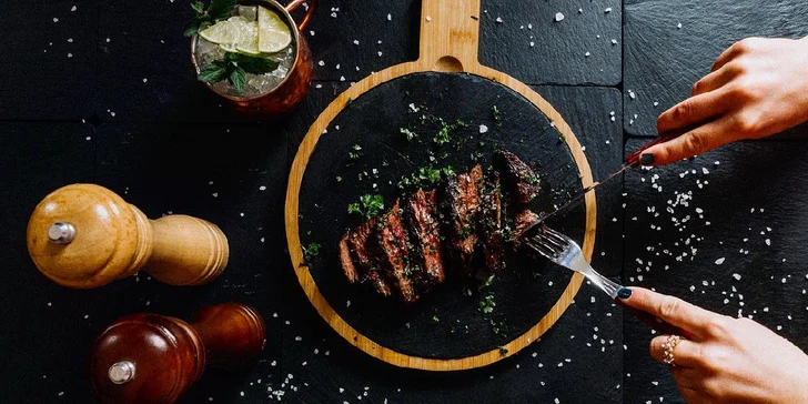 Pohoda pri Klatovoch s raňajkami, trojchodovou večerou a privátnym wellness