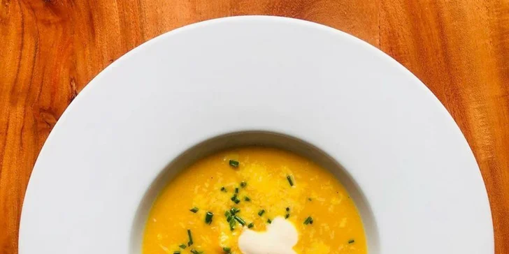 Pohoda pri Klatovoch s raňajkami, trojchodovou večerou a privátnym wellness