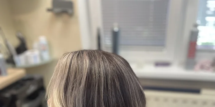 Dámsky strih aj s kaviárovou kúrou alebo melír či balayage