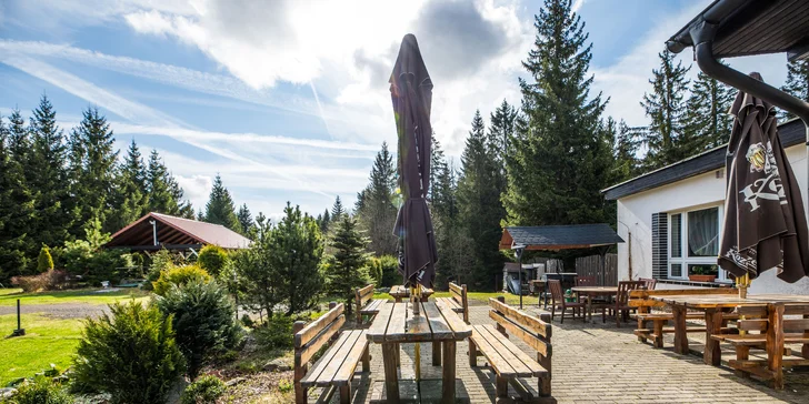 Pobyt v Jáchymove neďaleko Božieho Daru: raňajky alebo polpenzia, biliard, 5 km na Klínovec