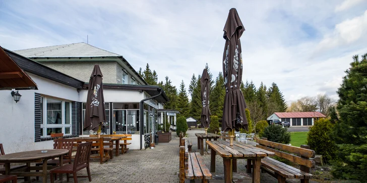 Pobyt v Jáchymove neďaleko Božieho Daru: raňajky alebo polpenzia, biliard, 5 km na Klínovec