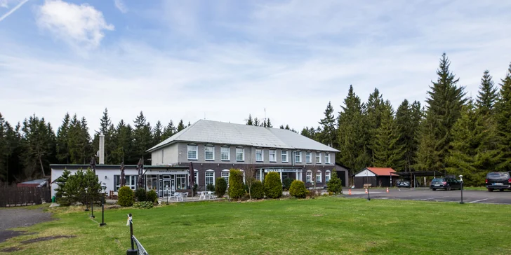 Pobyt v Jáchymove neďaleko Božieho Daru: raňajky alebo polpenzia, biliard, 5 km na Klínovec