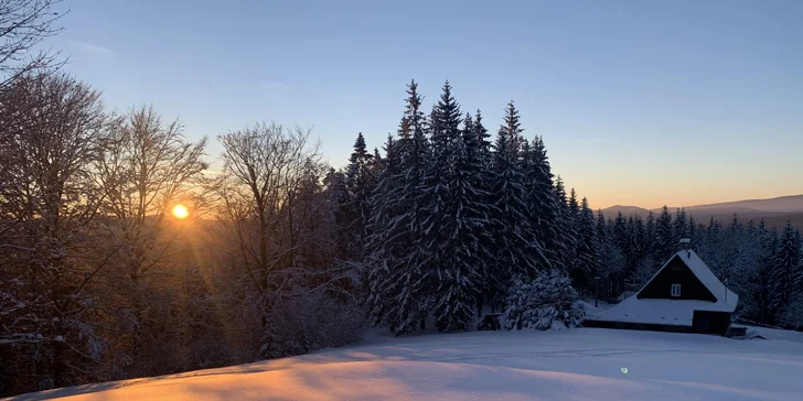 Bílá v Beskydoch: apartmány s kuchynkou, vstup do detského parku aj možnosť privátnej sauny