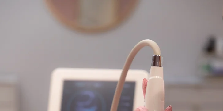 RF mikroihličkovanie – frakčná rádiofrekvencia: neinvazívne omladzujúce ošetrenia