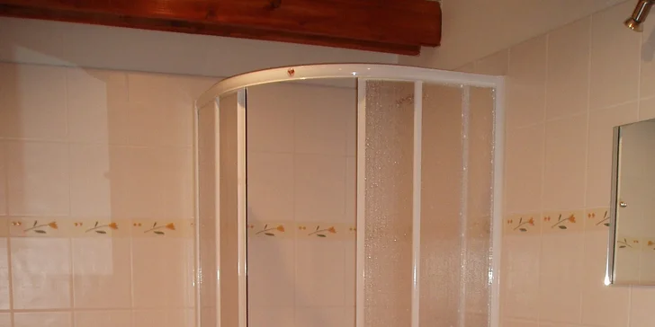 Pobyt vo vychýrenom historickom penzióne Rejvíz s výborným jedlom a wellness